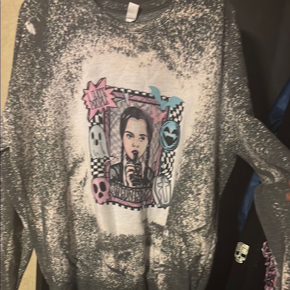 Tultex Gray and Pink Graphic Sweater